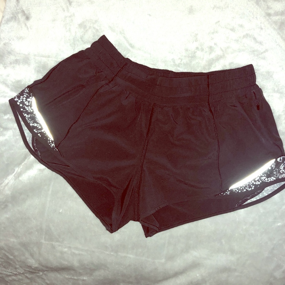 Lululemon hotty hot short